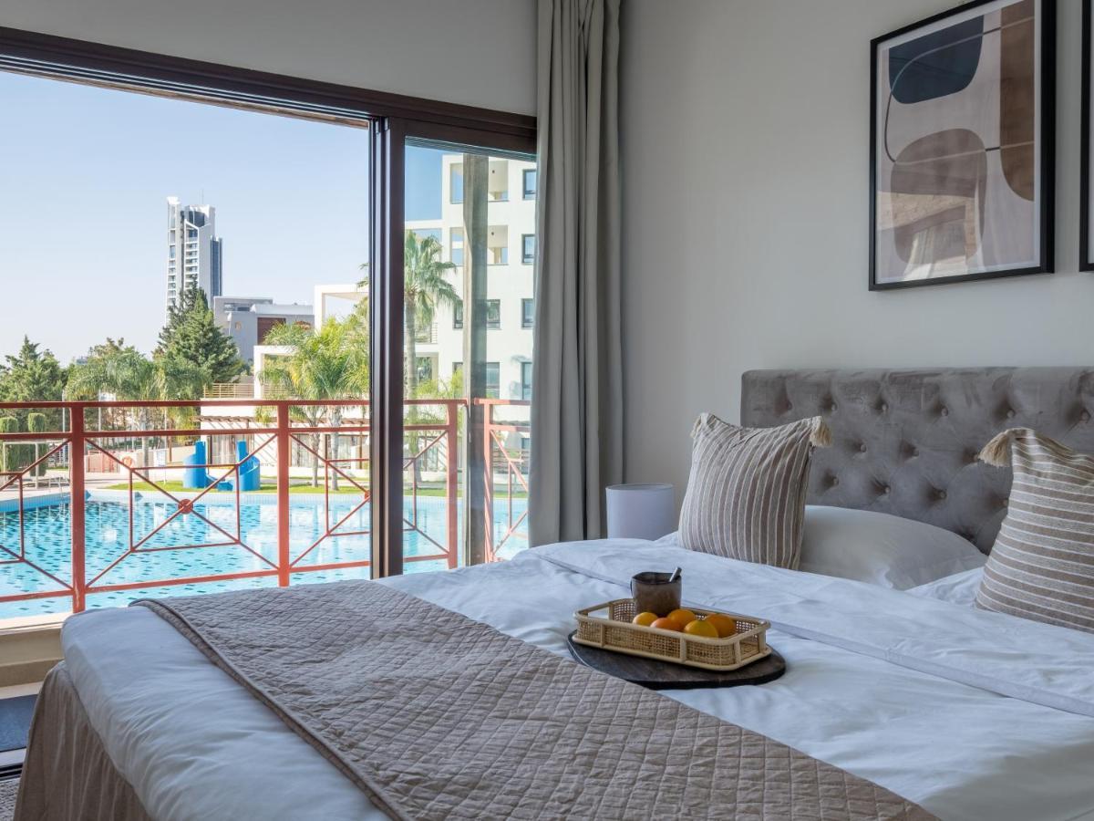 Sanders Aqua Park Resort - Precious 3-Bedroom Holiday Home With Shared Pool リマソール エクステリア 写真